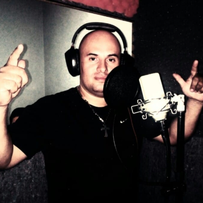 Artista Feizer la Raza